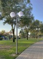 Lampa-Ogrodowa-Wysoka-Chromowana-Mleczne-Klosze-K-latarnia-ogrodowa-lemidio.jpg