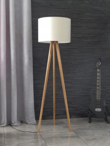 Lampa drewniana podłogowa stojąca 150cm TROJNÓG, ABAŻUR. Różne kolory - czarny, biały itp.